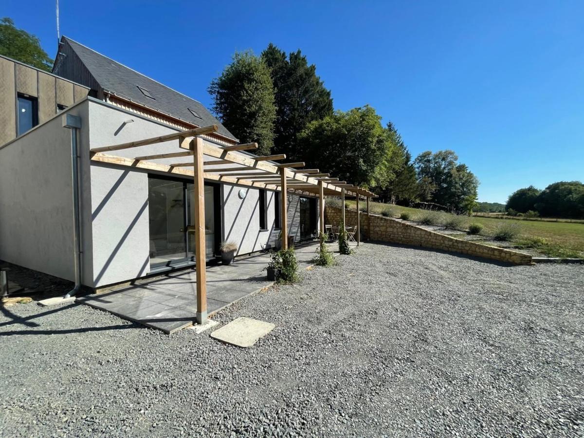 Gites Du Moulin A Tan A Sache 37 Exterior photo